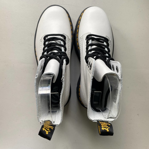 NEW Dr. Martens 1460 Pascal Max Platform Lace Up Boot White Black Women Size 9 - Picture 8 of 12